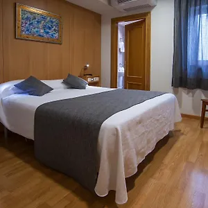 https://hostel-iraipe-izaga-hostal.biarritzhotels.info